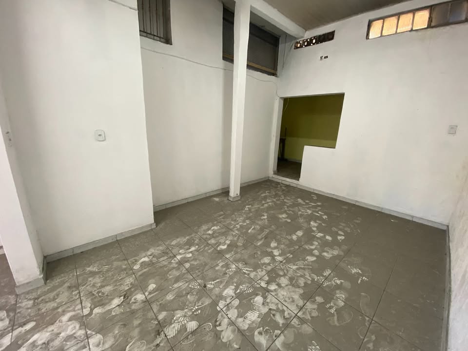 Salão comercial de 50 m² para alugar em Jardim São João, Guarulhos - foto 3