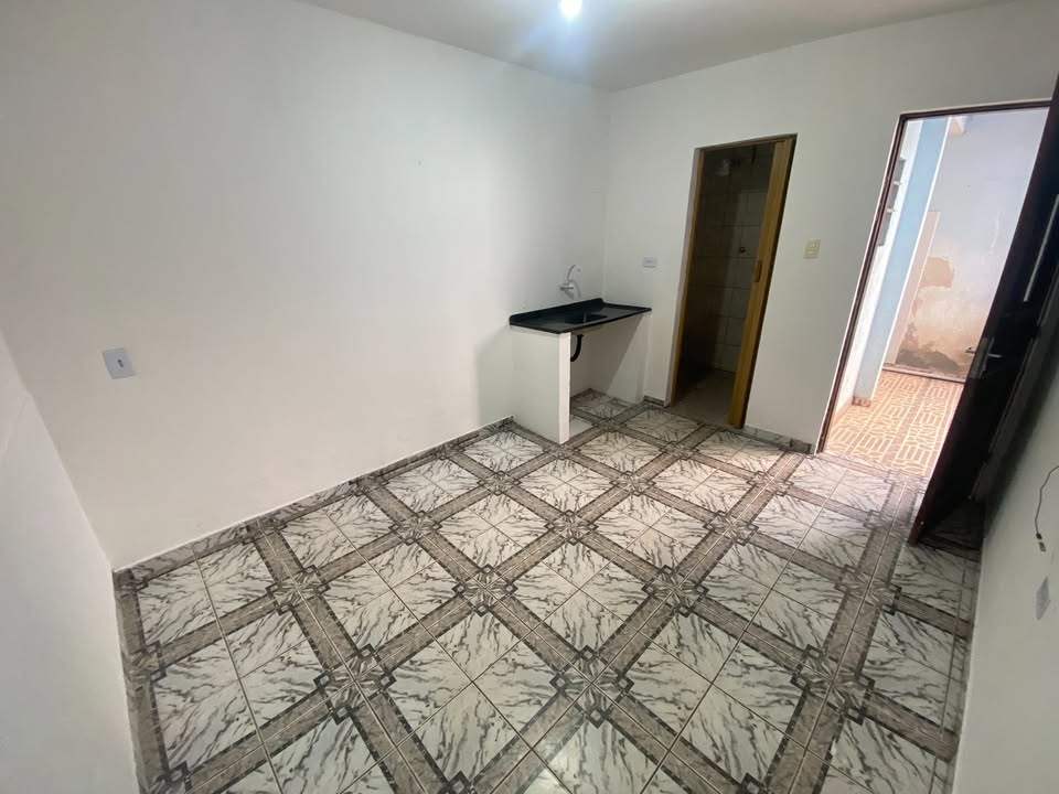 Casa térrea de 1 quarto para alugar em Jardim São João, Guarulhos - foto 4